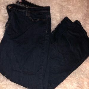 Levi’s Women’s Plus Size Boot Cut Jeans